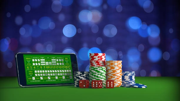NetEnt roulette wheel with live dealer spinning ball